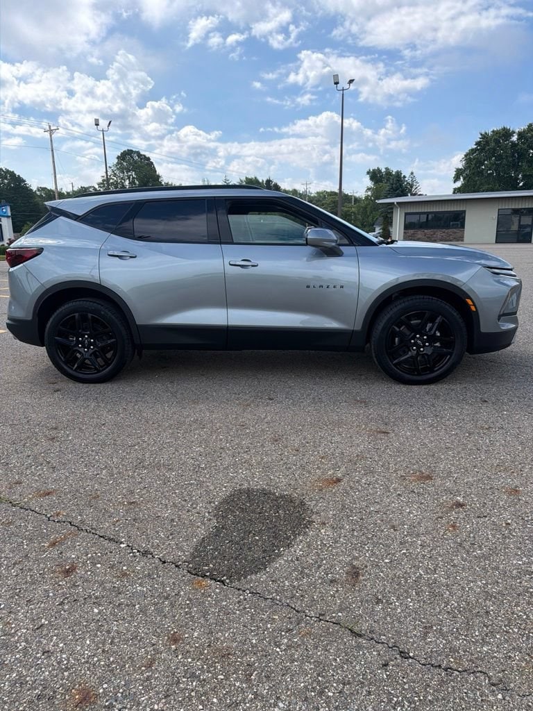2026 Chevrolet Blazer 2LT - Photo 4