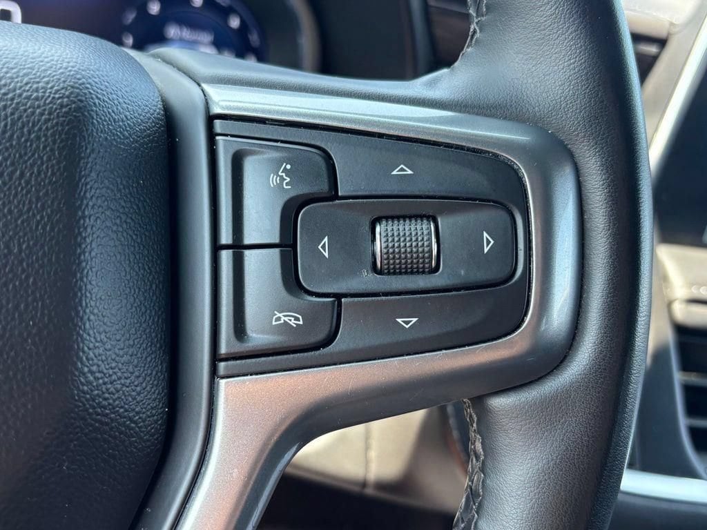 2024 Chevrolet Suburban Z71 - Photo 13