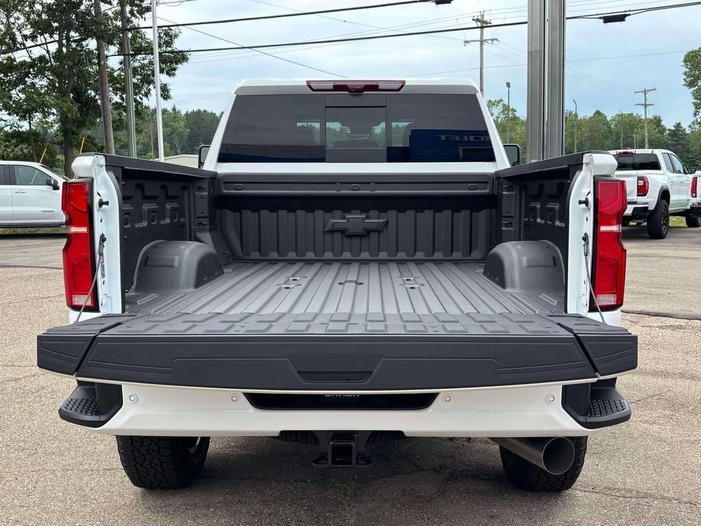 2026 Chevrolet Silverado 2500 HD High Country - Photo 35