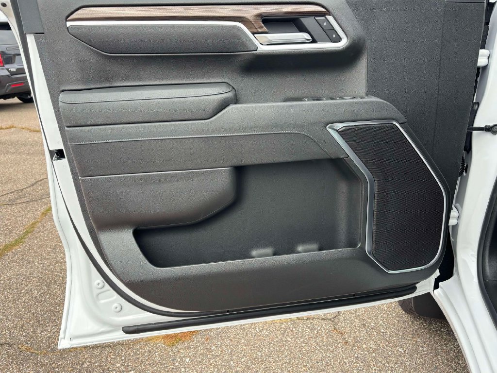 2026 Chevrolet Silverado 1500 LT - Photo 7