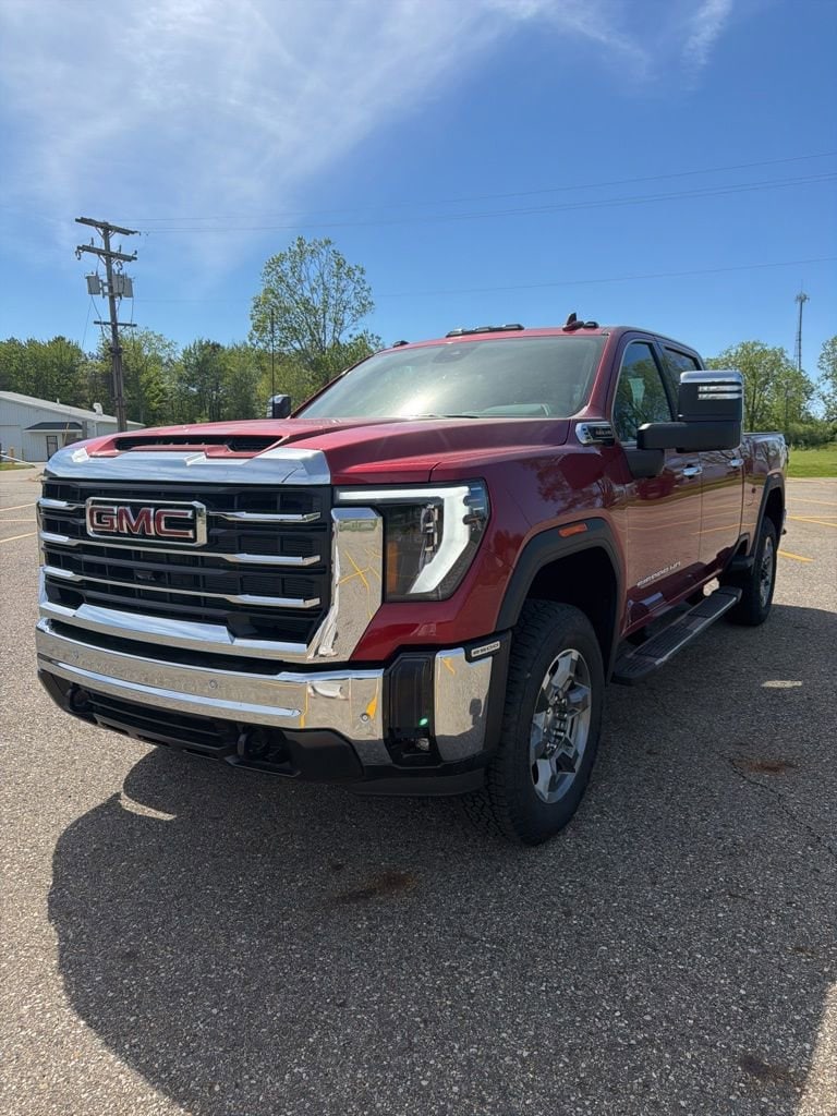2026 GMC Sierra 4WD Crew Cab Standard Box SLT's photo