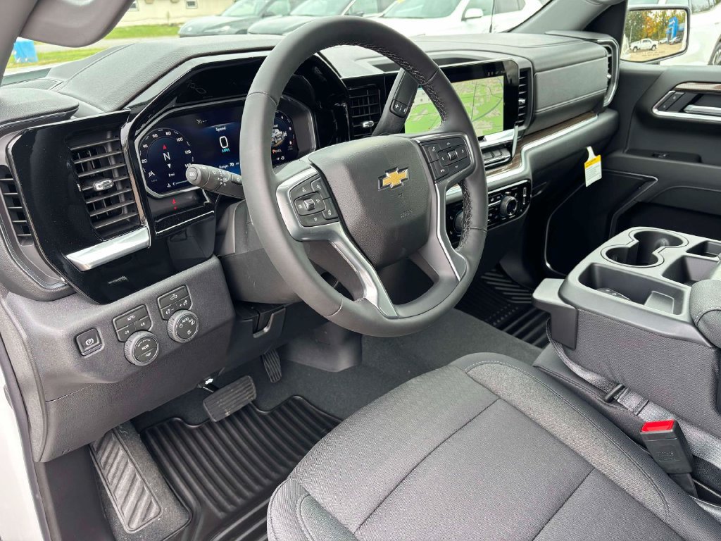 2026 Chevrolet Silverado 1500 LT - Photo 6