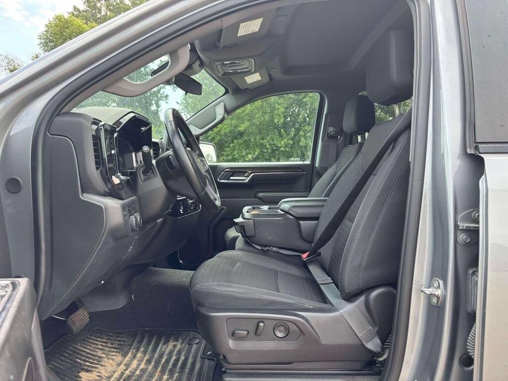 Used 2024 Chevrolet Silverado 1500 LT (2FL) Truck
