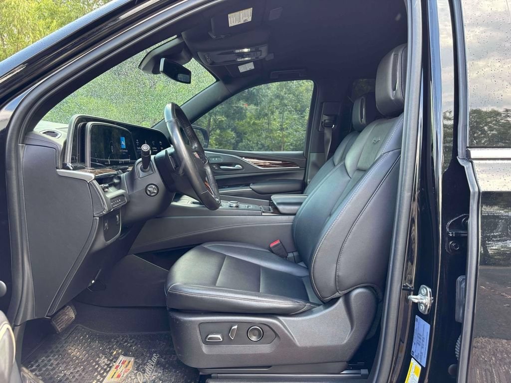 Used 2021 CADILLAC Escalade Luxury SUV