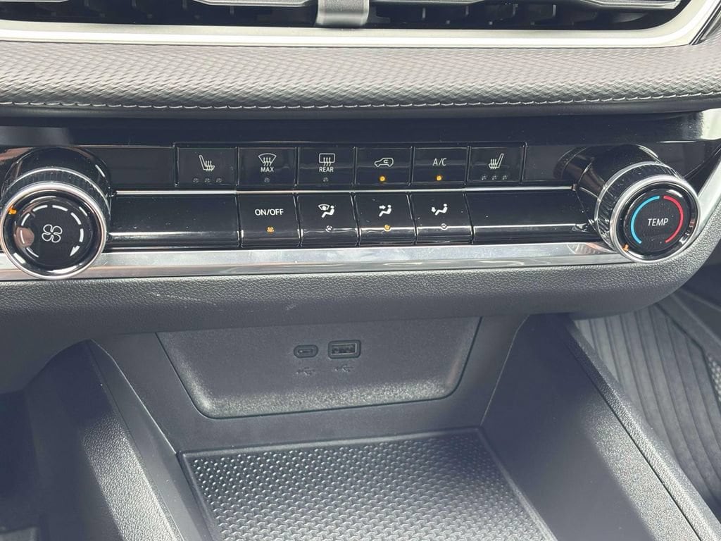 2026 Chevrolet Equinox LT - Photo 15