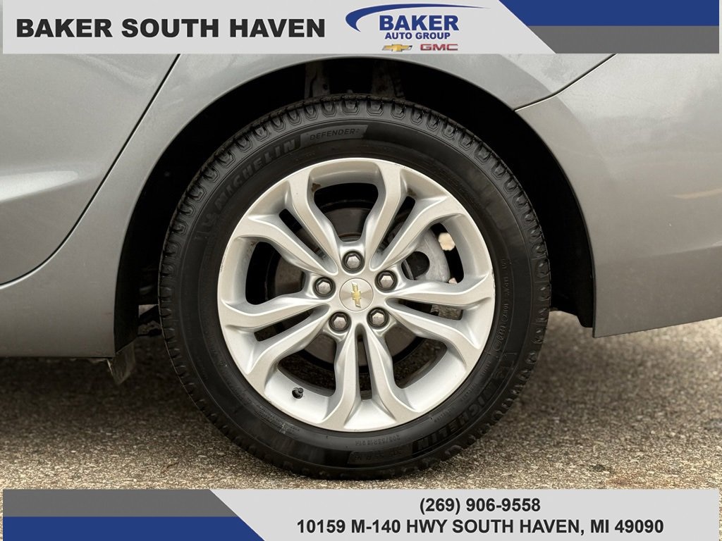 Used 2019 Chevrolet Cruze LT Car