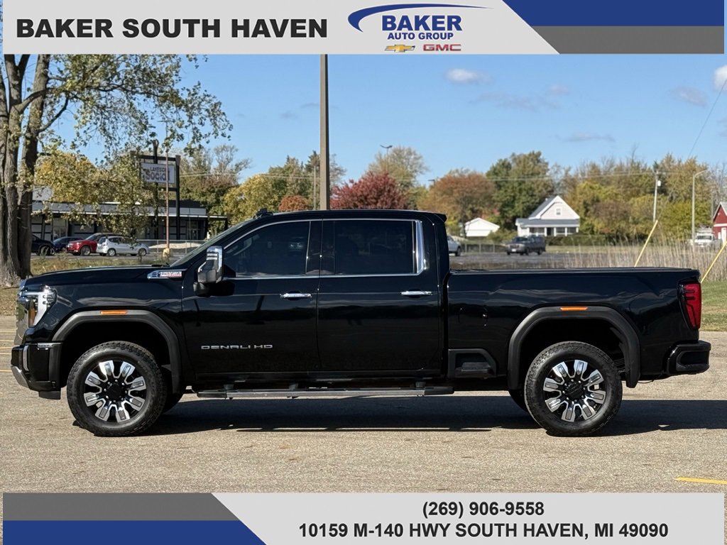 2024 Gmc Sierra 2500 HD Denali photo 3