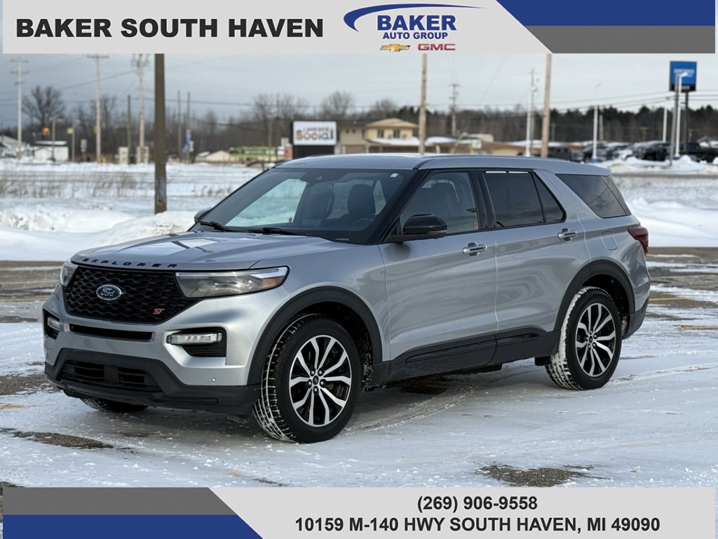 2021 Ford Explorer ST's photo