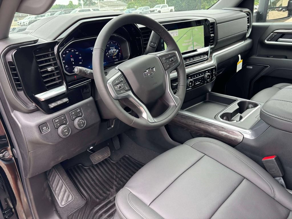 2026 Chevrolet Silverado 2500 HD LTZ - Photo 9