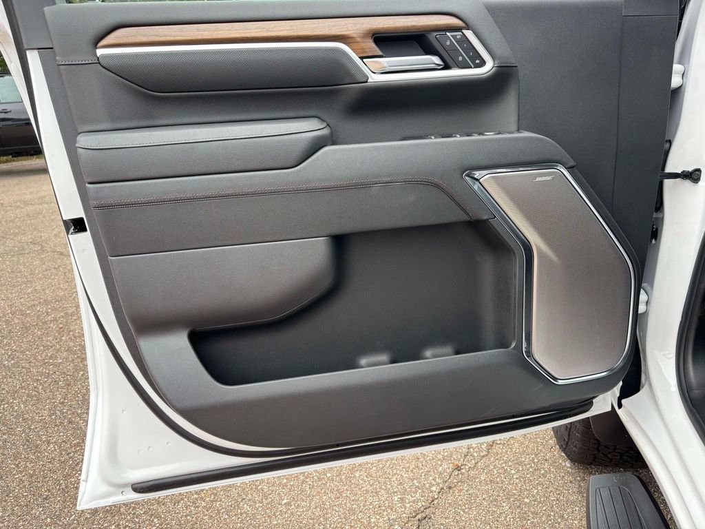 2026 Chevrolet Silverado 2500 HD High Country - Photo 9