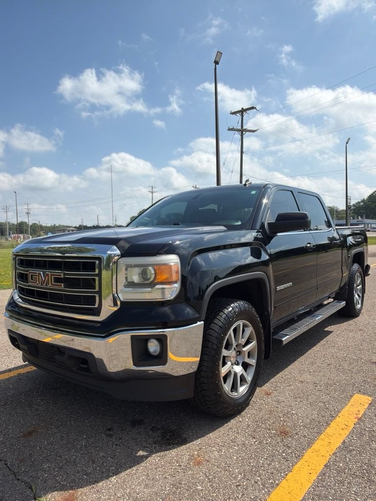 2014 GMC Sierra 4WD Crew Cab SLE LWB's photo