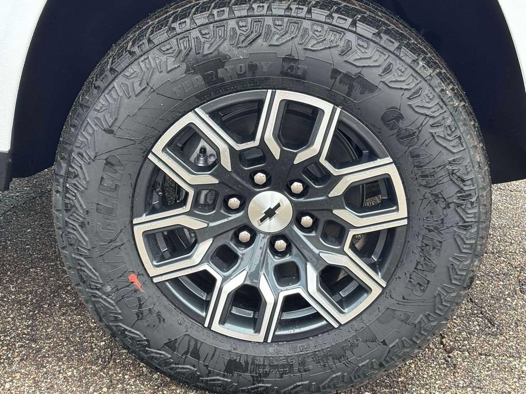 2026 Chevrolet Colorado Z71 - Photo 27