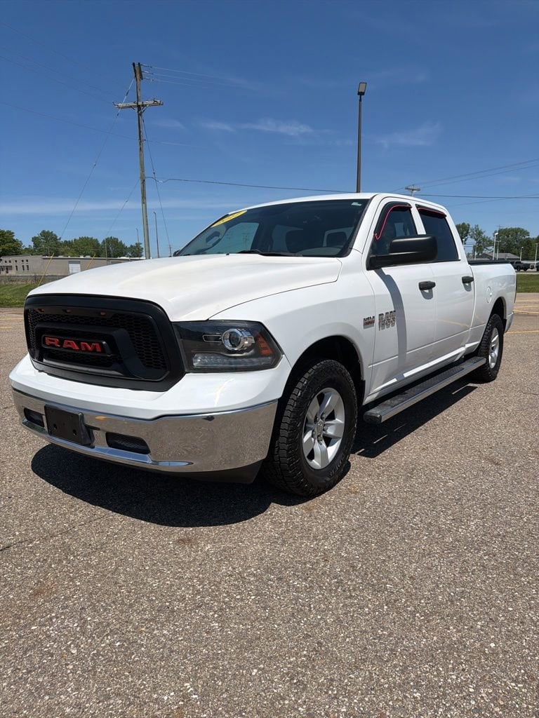 2017 RAM 1500 ST Crew Cab 4x4 6'4" Box's photo