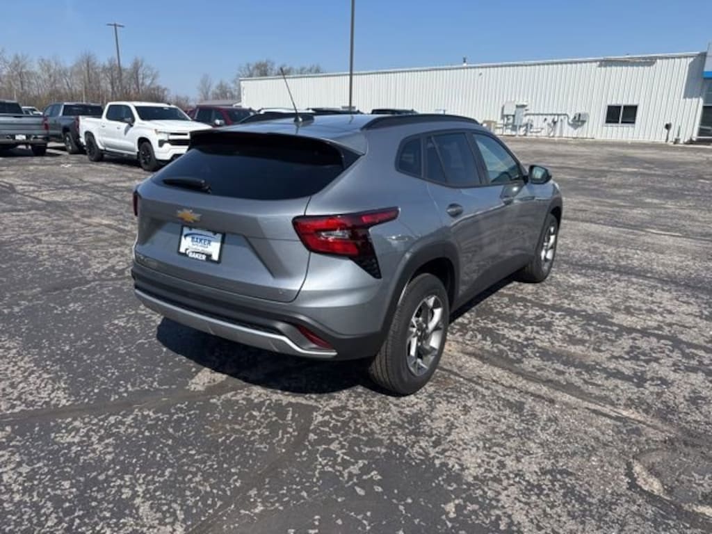New 2026 Chevrolet Trax LT SUV