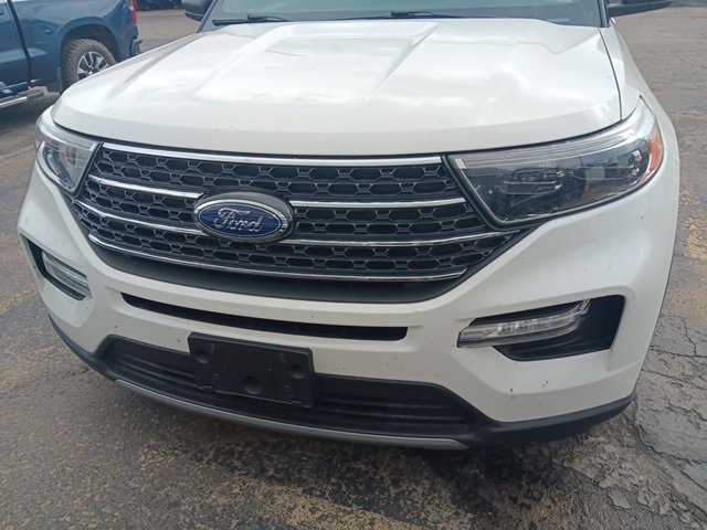 2020 Ford Explorer XLT photo 2