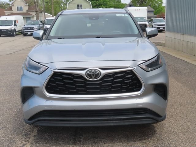 2021 Toyota Highlander L - Photo 9