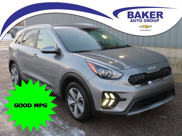 2022 Kia Niro LX's photo