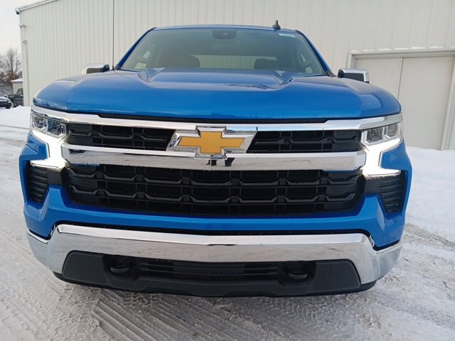 2025 Chevrolet Silverado 1500 LT photo 2
