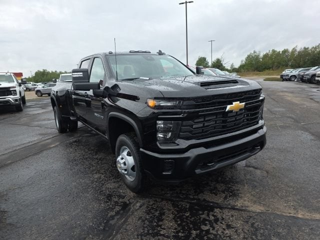 2026 Chevrolet Silverado 3500 HD Work Truck - Photo 6