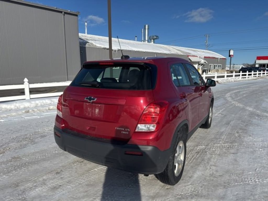 Used 2015 Chevrolet Trax LS SUV