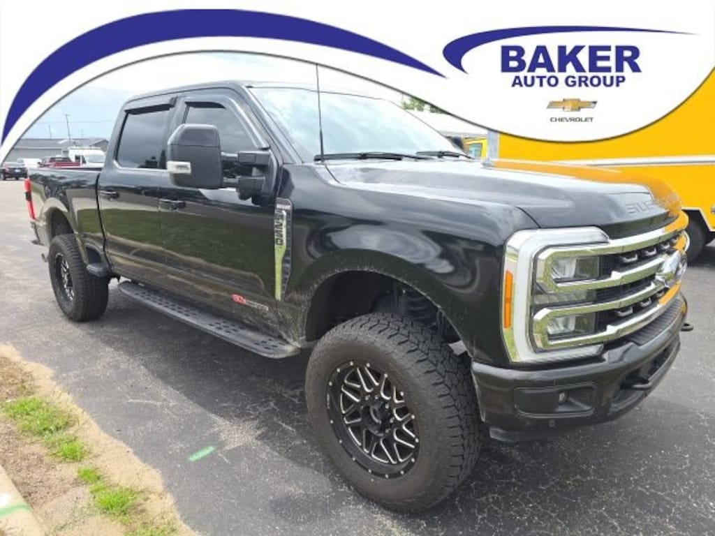 Used 2024 Ford F-250 King Ranch Truck Crew Cab