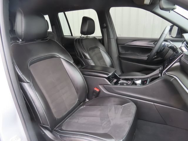 2023 Jeep Grand Cherokee Altitude - Photo 24