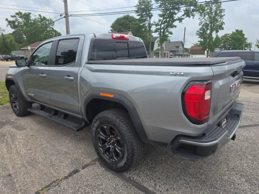 Used 2025 GMC Canyon Elevation Truck Crew Cab