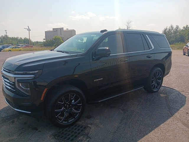 2025 Chevrolet Tahoe LT photo 3