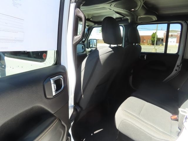 2024 Jeep Wrangler 4-Door Sahara - Photo 20