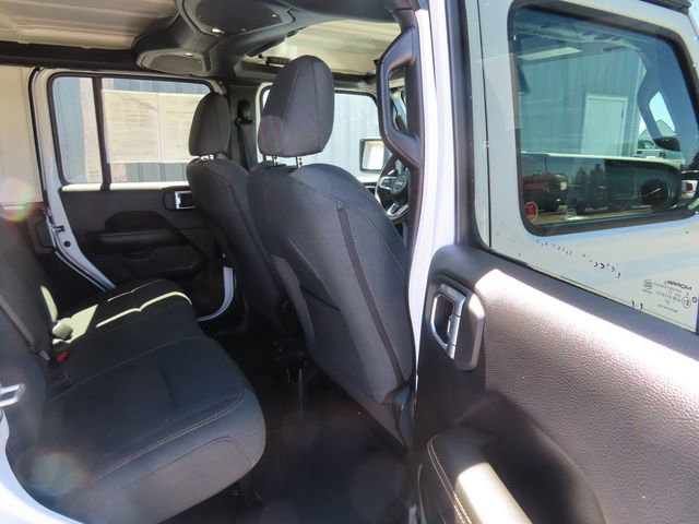 2024 Jeep Wrangler 4-Door Sahara - Photo 27