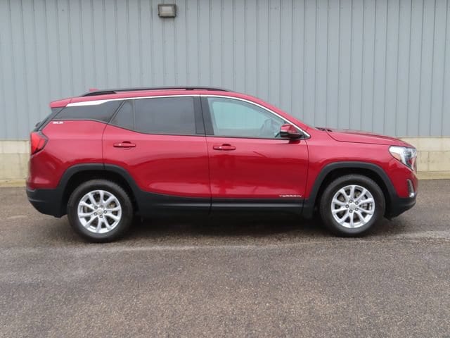 Used 2019 GMC Terrain SLE with VIN 3GKALMEV5KL341881 for sale in Cadillac, MI