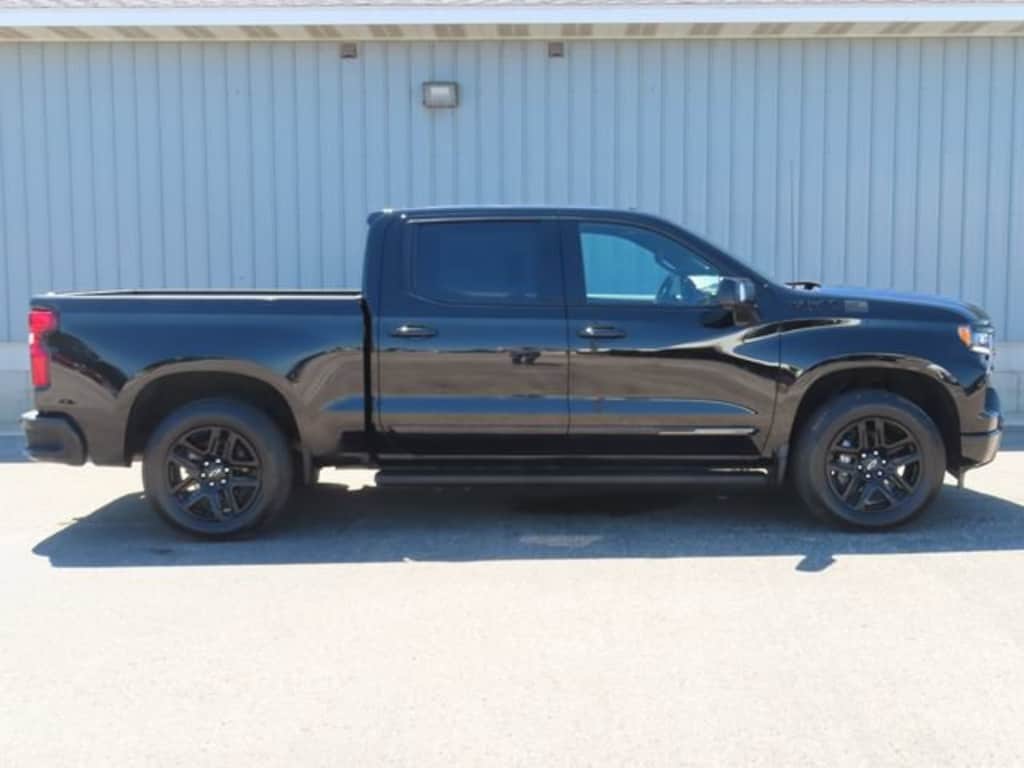 Used 2024 Chevrolet Silverado 1500 High Country Truck Crew Cab
