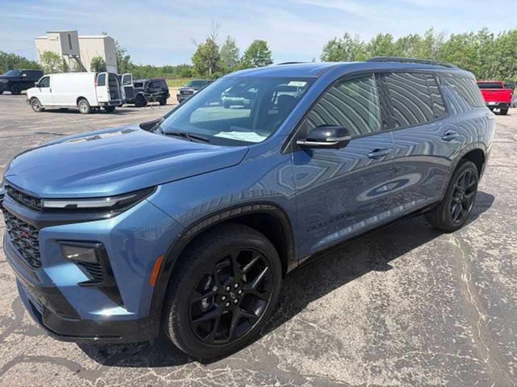 Used 2026 Chevrolet Traverse RS SUV