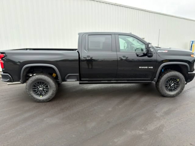 2026 Chevrolet Silverado 2500 HD ZR2 - Photo 12