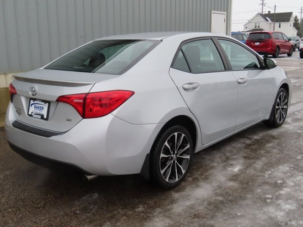 Used 2019 Toyota Corolla SE Sedan