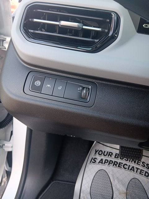 2027 Chevrolet Bolt LT - Photo 17