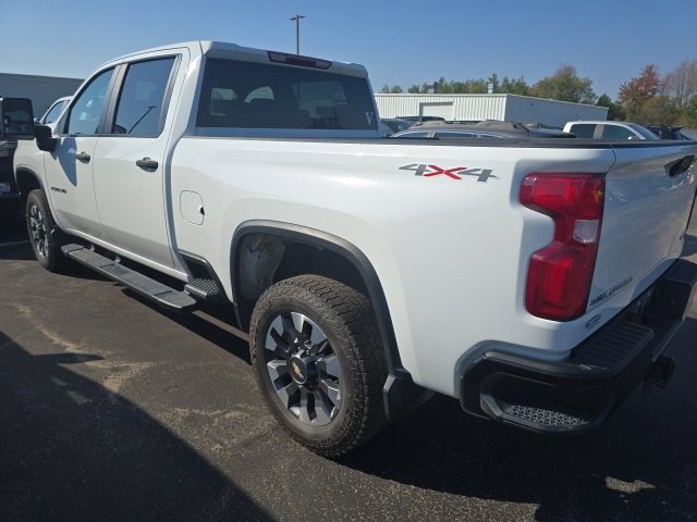 2021 Chevrolet Silverado 2500HD Custom photo 4