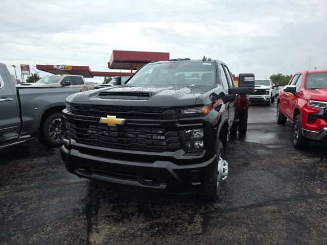 2026 Chevrolet Silverado 3500 HD Work Truck - Photo 3