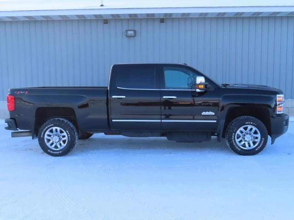 Used 2018 Chevrolet Silverado 3500 HD High Country Truck Crew Cab