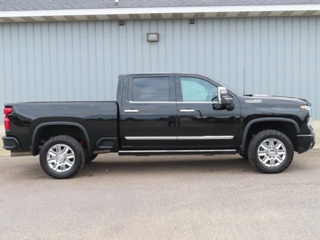 Used 2024 Chevrolet Silverado 2500 HD High Country Truck Crew Cab