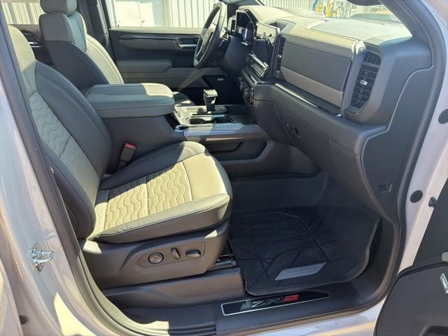 2026 Chevrolet Silverado 1500 ZR2 - Photo 22