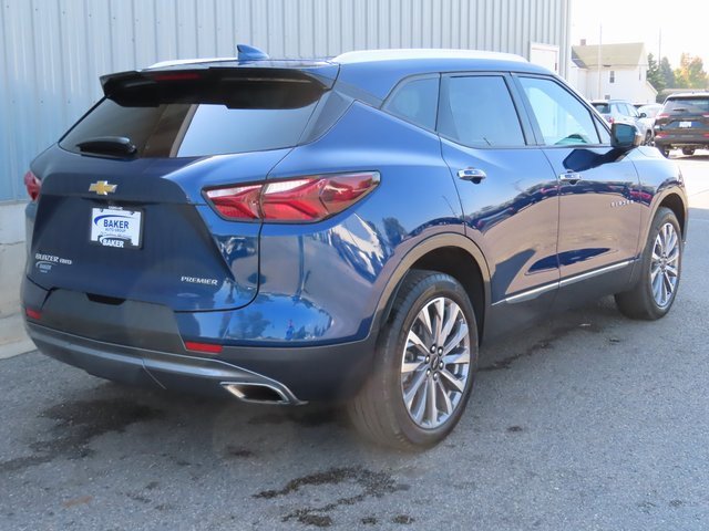 2022 Chevrolet Blazer Premier photo 2