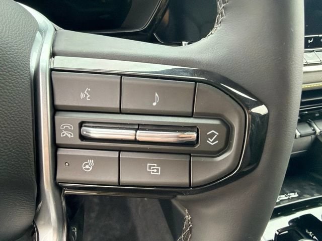 2026 Chevrolet Colorado ZR2 - Photo 23