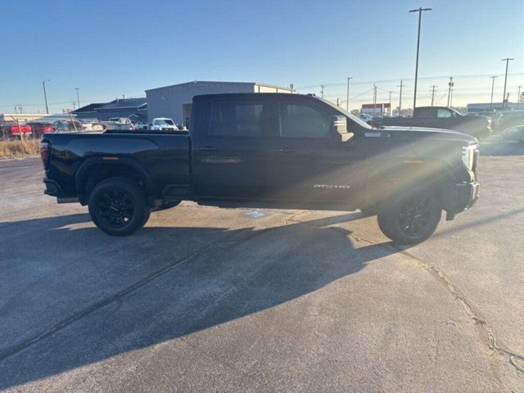 Used 2024 GMC Sierra 2500 HD AT4 Truck Crew Cab