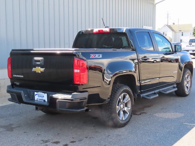 2015 Chevrolet Colorado Z71 photo 2