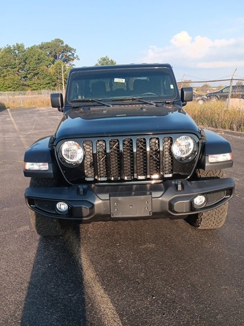 2021 Jeep Gladiator Willys photo 2