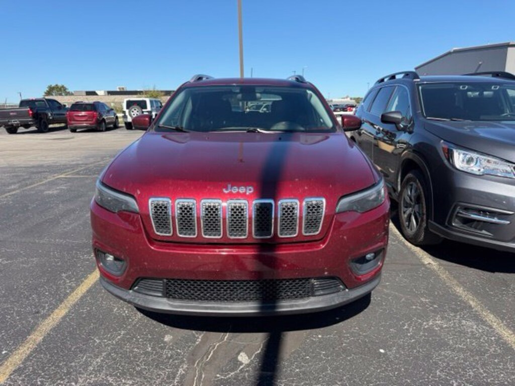 Used 2019 Jeep Cherokee Latitude 4x4 SUV