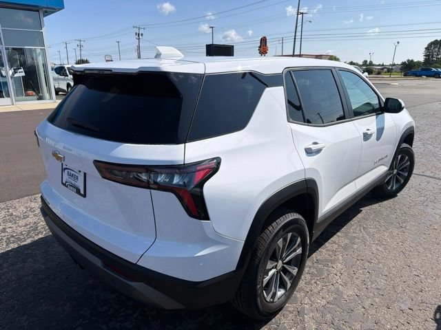 2027 Chevrolet Equinox LT - Photo 7