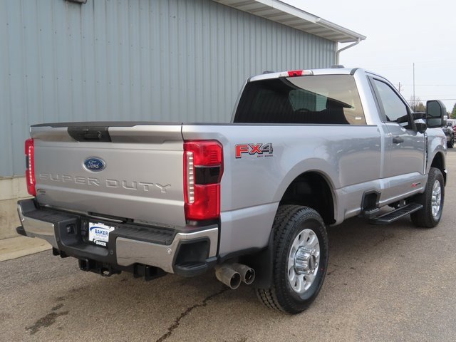 2024 Ford F-350 XLT photo 3