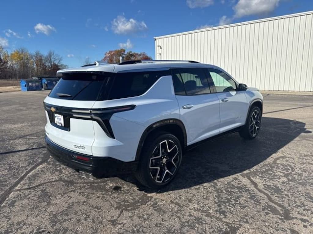 New 2026 Chevrolet Traverse High Country SUV